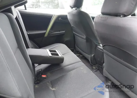 2016 Toyota Rav4 Le z USA, uszkodzony, nr VIN 2T3BFREV1GW529141